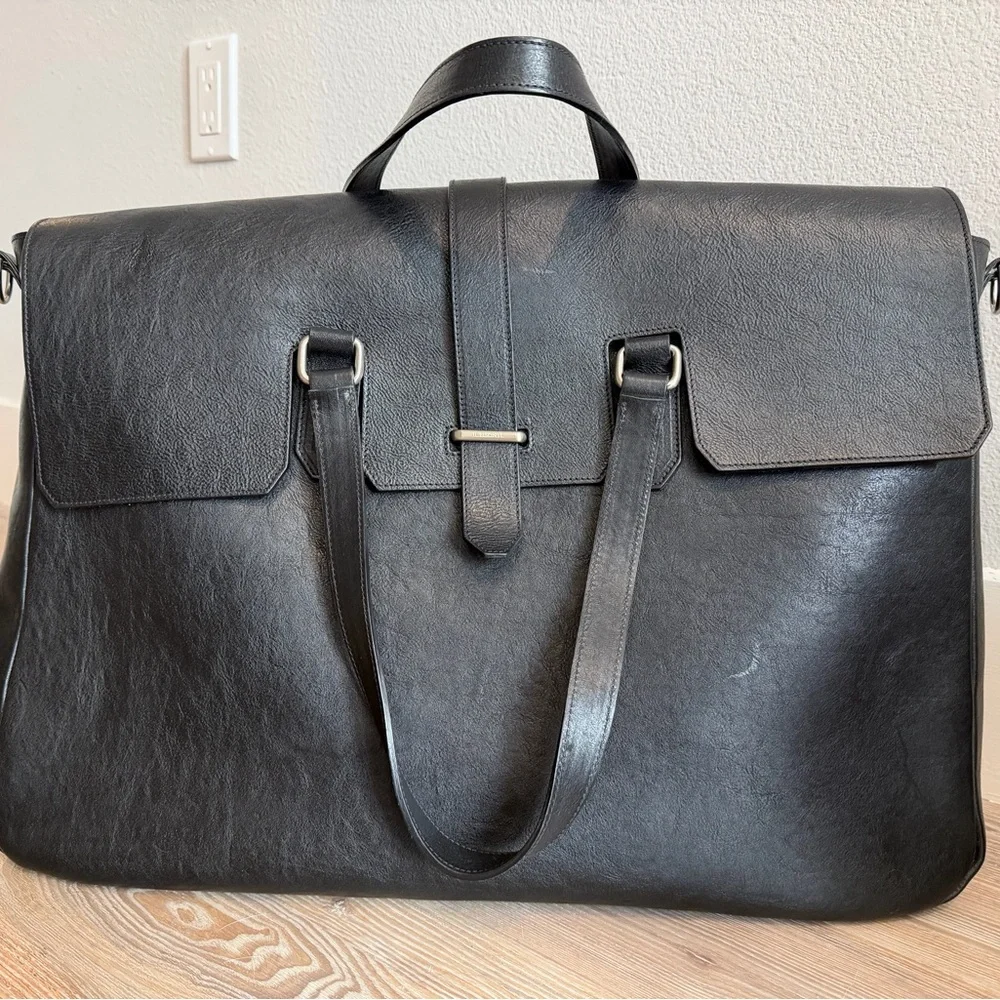 IL BISONTE Leather Bag
